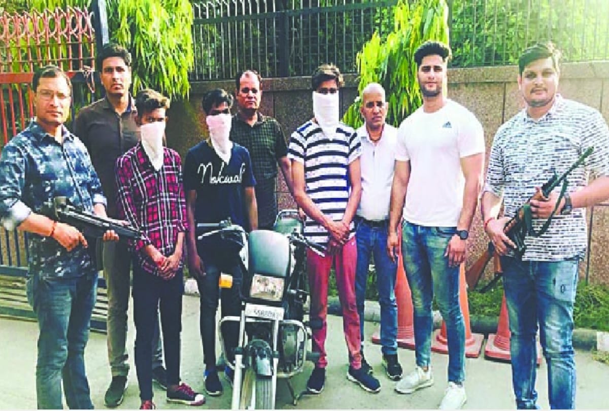 Property dealer and bystander killed in North East Delhi Jyoti Nagar