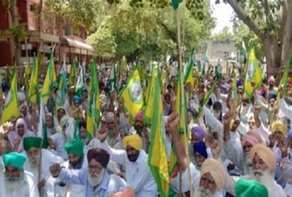 Farmers protest in Punjab's Sangrur and Gurdaspur