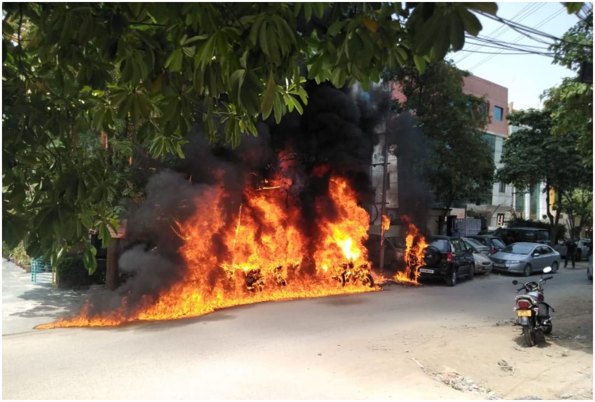 Fire breaks out at Noida sector 63