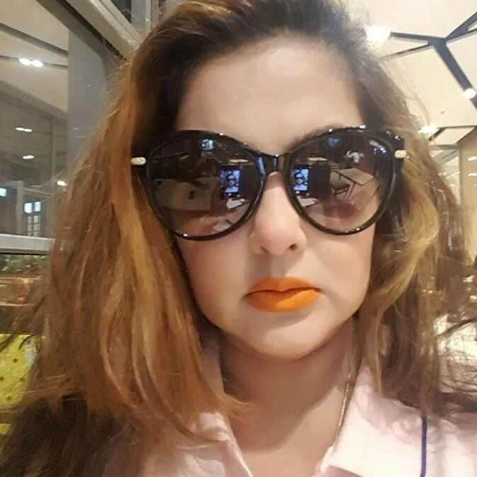 mamta kulkarni controversy and stay away to lime light from 17 years look at her photos