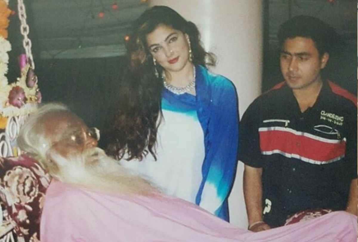 mamta kulkarni controversy and stay away to lime light from 17 years look at her photos