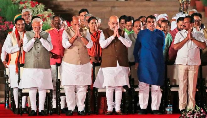 know education of new modi goverment's important ministers