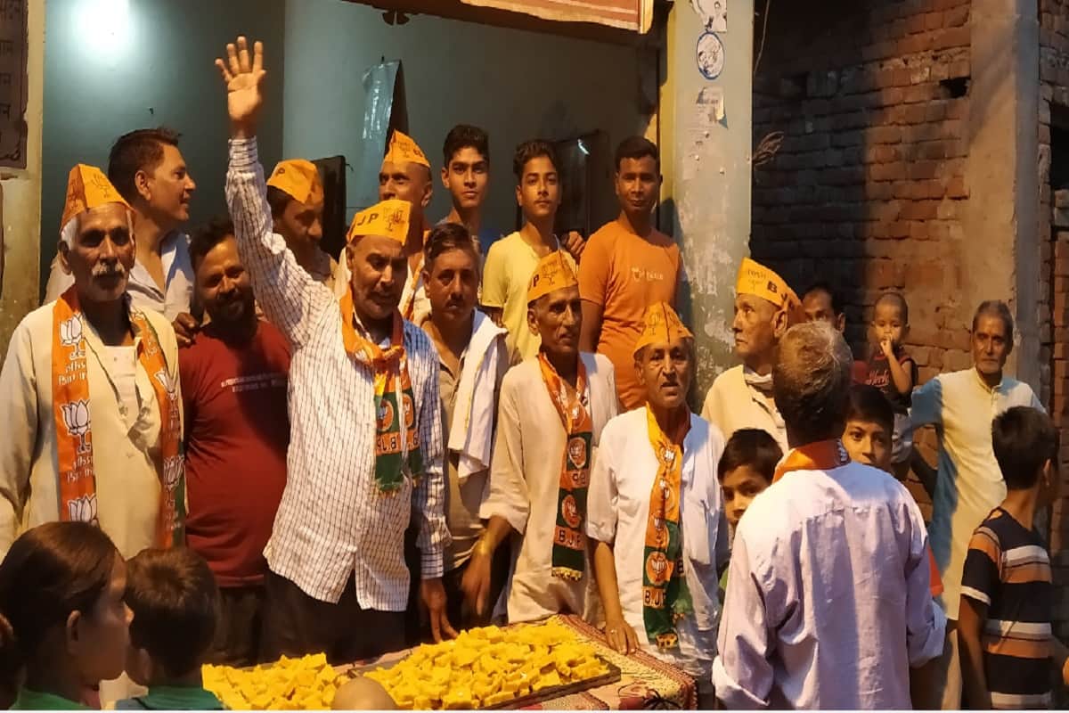 Sanjeev Baliyan becomes Union Minister of State in Modi government and celebrate in Muzaffarnagar