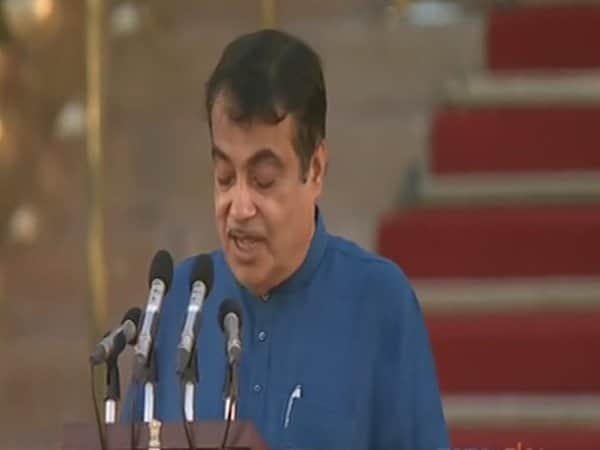 know education of new modi goverment's important ministers