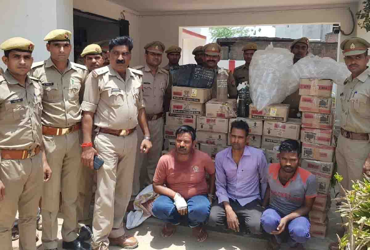up police caught illegal liquor factory