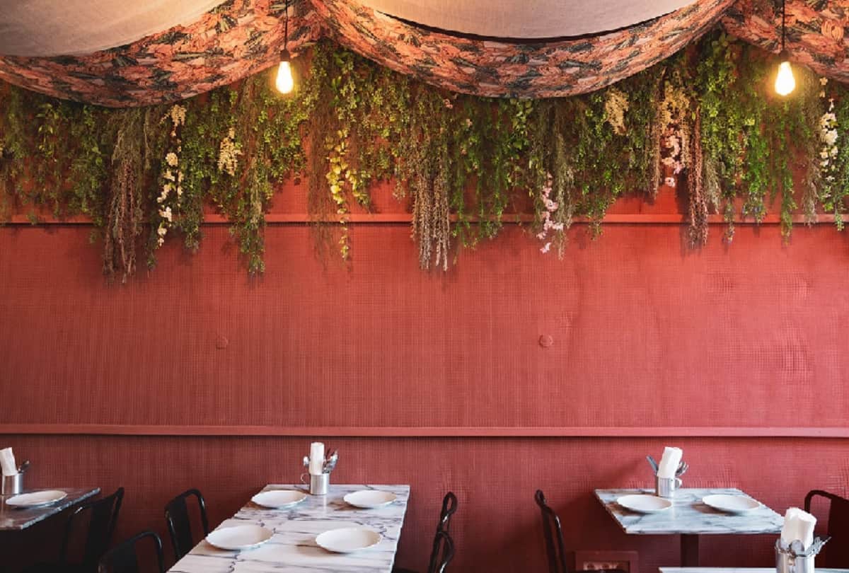 most weird restaurant in world where food orders have to be given only by gestures