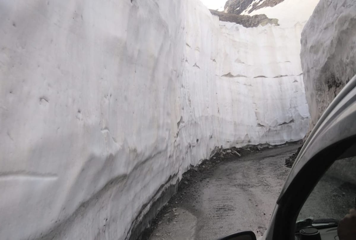 tourist permit will be issued to lahaul and rohtang pass in himachal