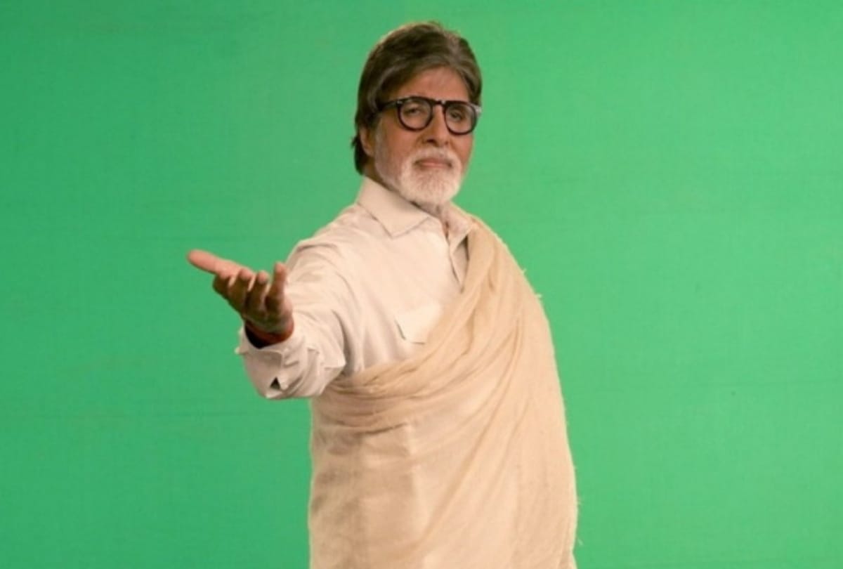 Amitabh bachchan shared a joke, mocking the rules of ICC in World cup 2019 Final match