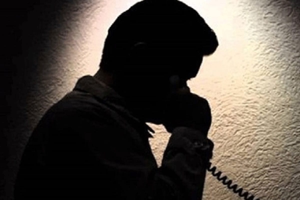 Crooks has demanded ten lakhs rupees from the fruit seller in Muzaffarnagar