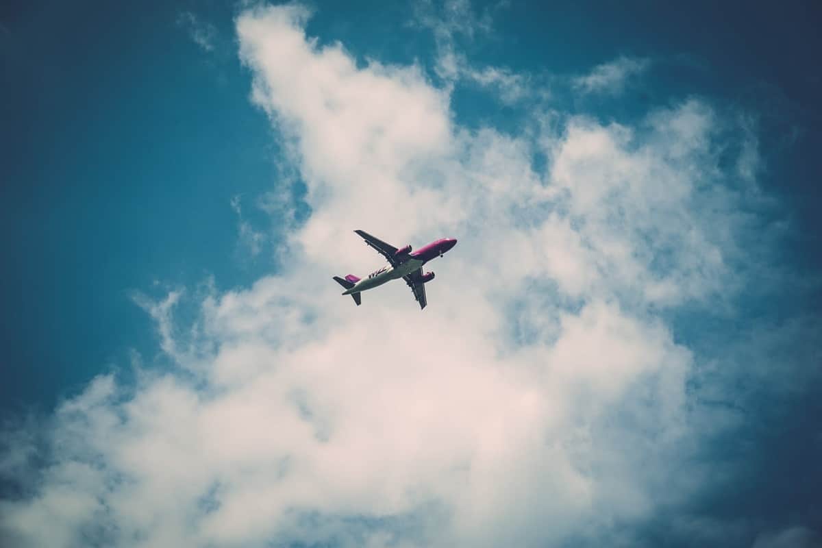 boy steal two plane in china for joyride