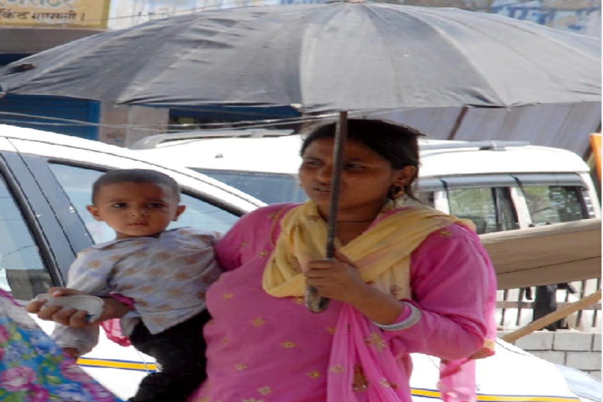 Heat wave continues temperature reached 44 degree celsius in West UP
