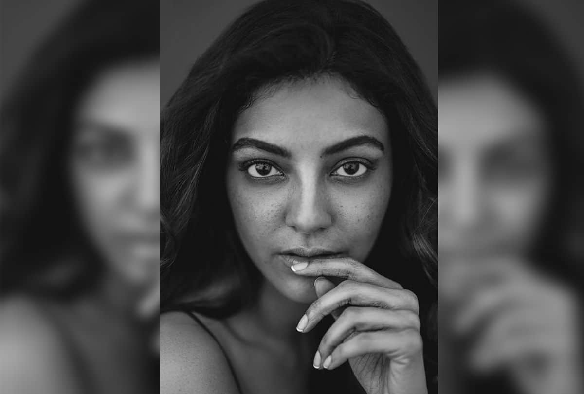 kajal aggarwal share make up free picture on instagram