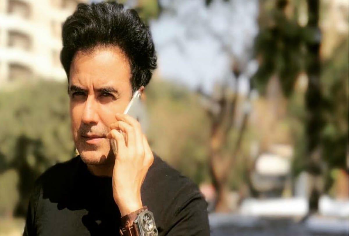 Four arrested for attacking the female victim who has accused the Karan Oberoi for rape case
