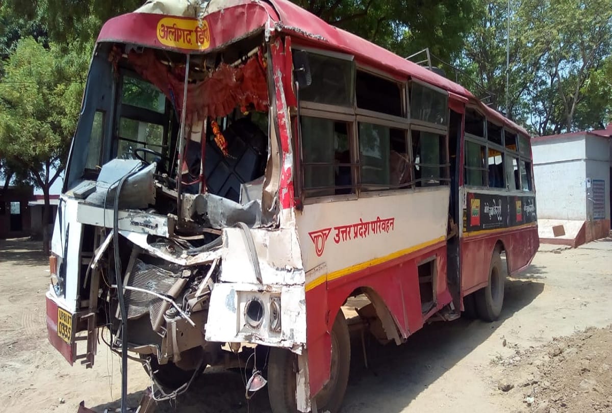 road accident in aligarh one dead many injured