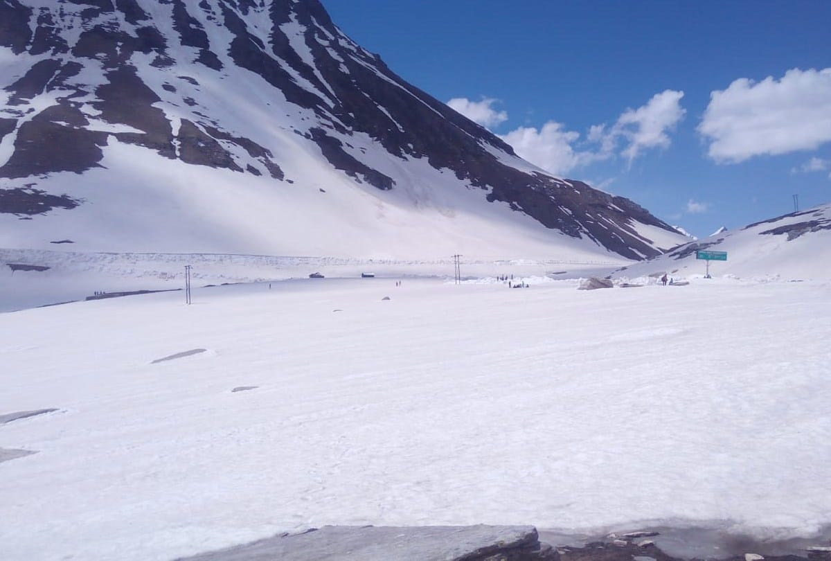 Rohtang Pass opened for tourists from today kullu manali himachal pradesh