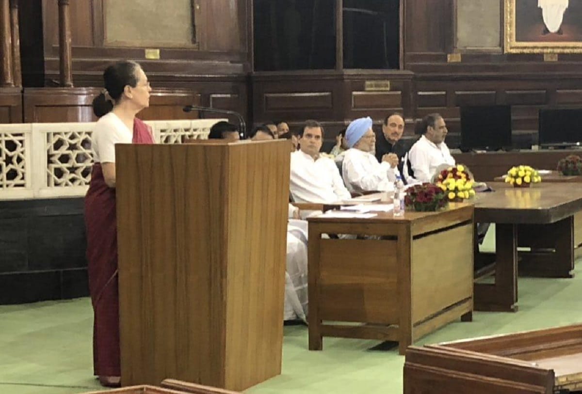Sonia Gandhi Or Son Rahul? Congress Lawmakers To Choose Leader of opposition Today