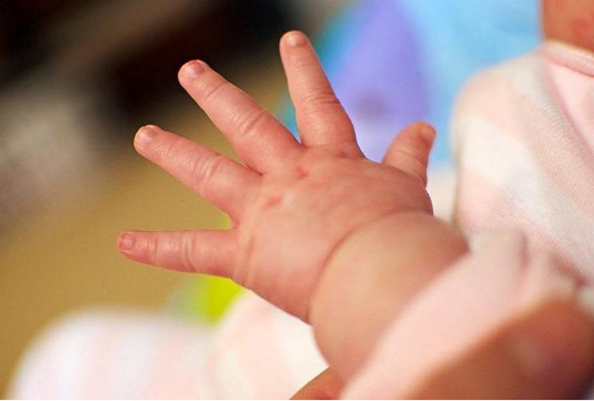 weird news of mountain in jharkhand for baby