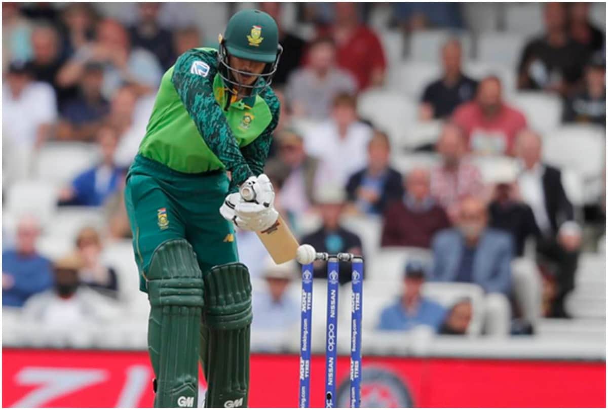 World Cup 2019: NLvsSL ball hits Dimuth Karunaratnes stump but bails did not dislodge