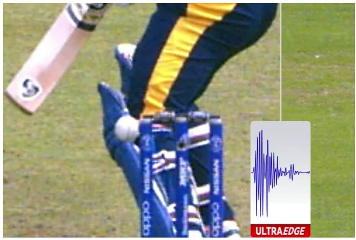 World Cup 2019: NLvsSL ball hits Dimuth Karunaratnes stump but bails did not dislodge