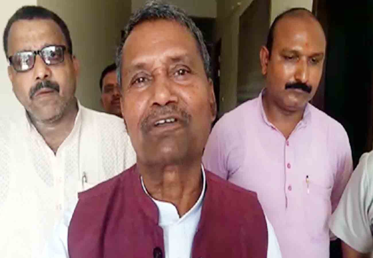 Jai Shri Ram chants and Mamata Banerjee anger, ramapti shastri statement