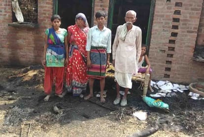 36 house burn by fire at hardoi