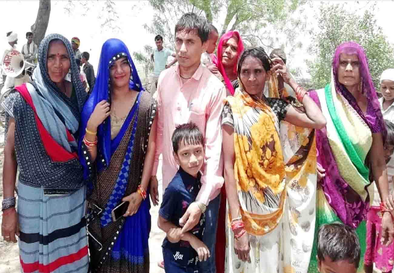 story of Sadhvi Niranjan Jyoti reach minister post in Modi cabinet, Struggle and Success