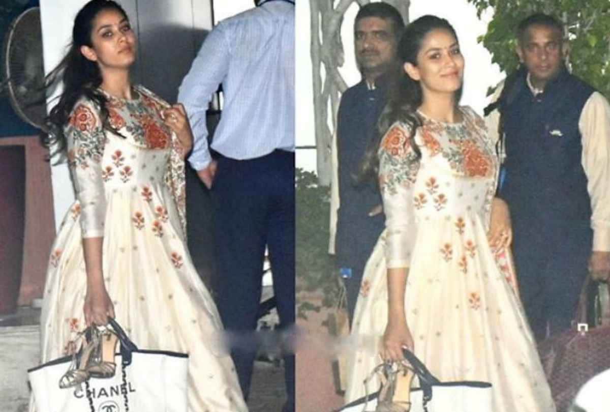 shahid kapoor wife mira rajput troll for carrying sandals after pm narendra modi oath ceremony