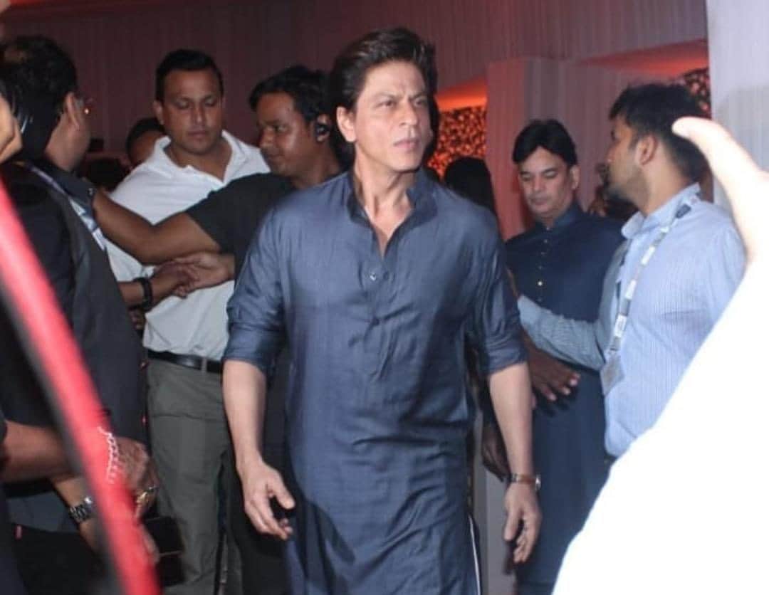 Shahrukh Khan reply to Sachin Tendulkar for For Helmet advice