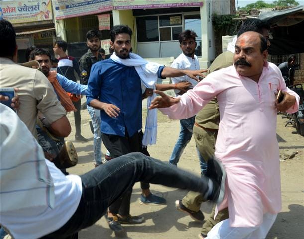 Fake bogey of Vihim ran and beaten
