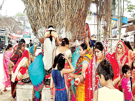 Somvati Amavasya: 10 lakhs submerged in Mandakini