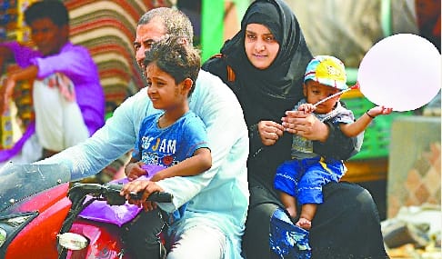 अगले तीन दिन बादल और बूंदाबांदी से गिरेगा तापमान
