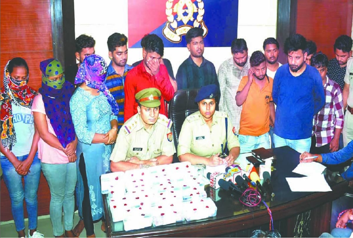 Fake call centre racket busted in Ghaziabad
