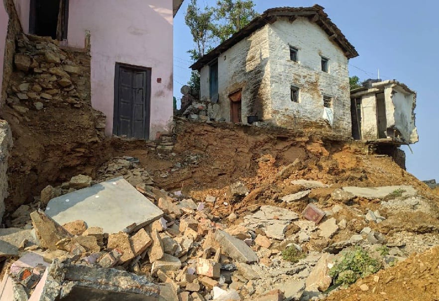 Dug the foundations of the house, stairs and toilets dashed