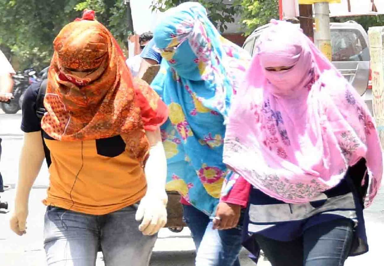weather report of uttar pradesh in summer season