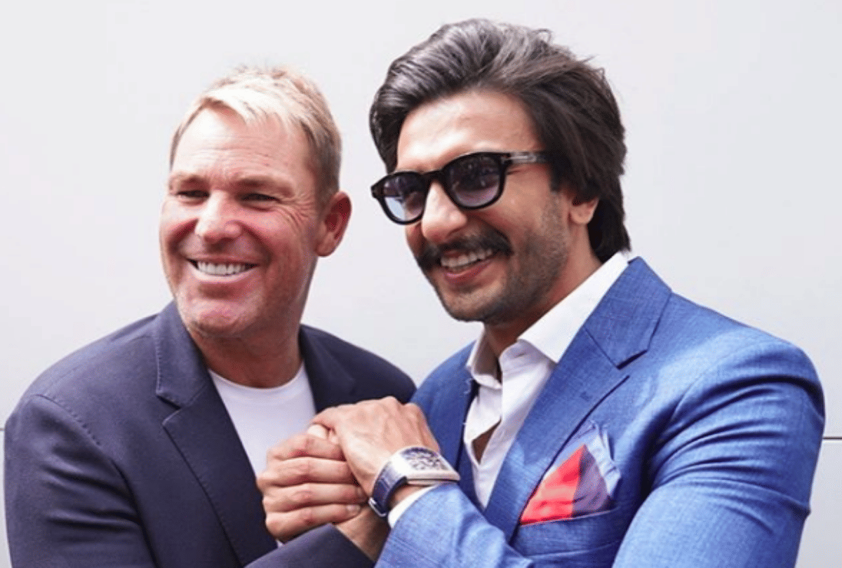 ranveer singh bought sachin tendulkar signed bat