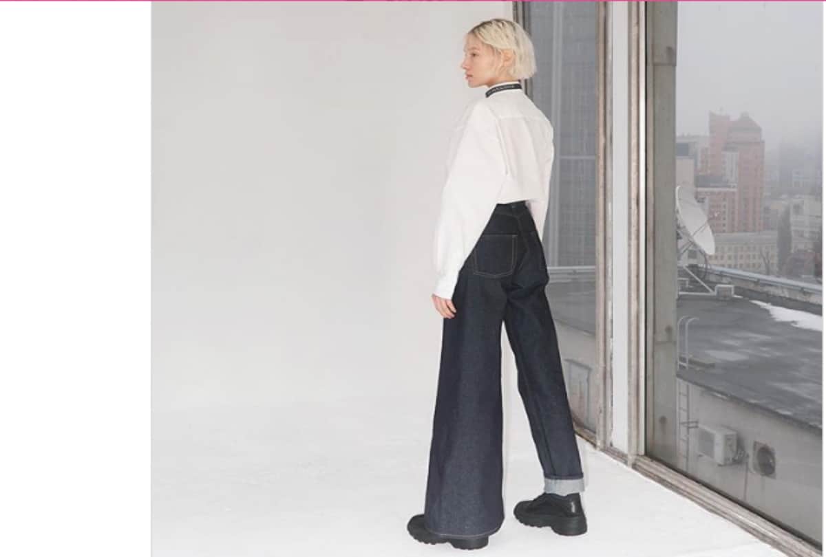 Old Jeans New Look Ideas How To Style Faded And Ripped jeans hacks