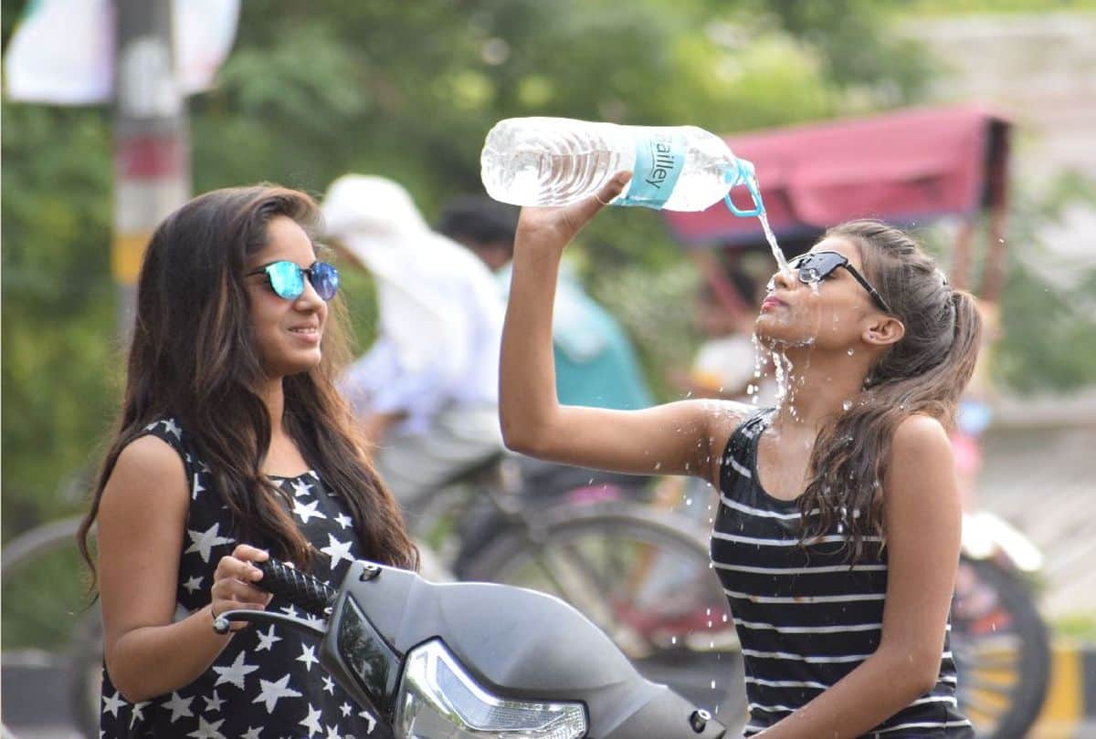 Summer Care essentials things for summer if you going out in hindi