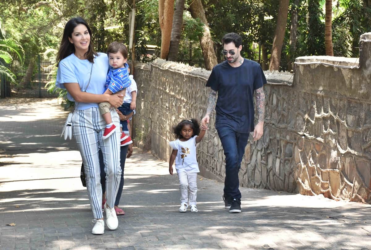 twinkle sharma justice akshay kumar to sunny leone react on aligarh news crime