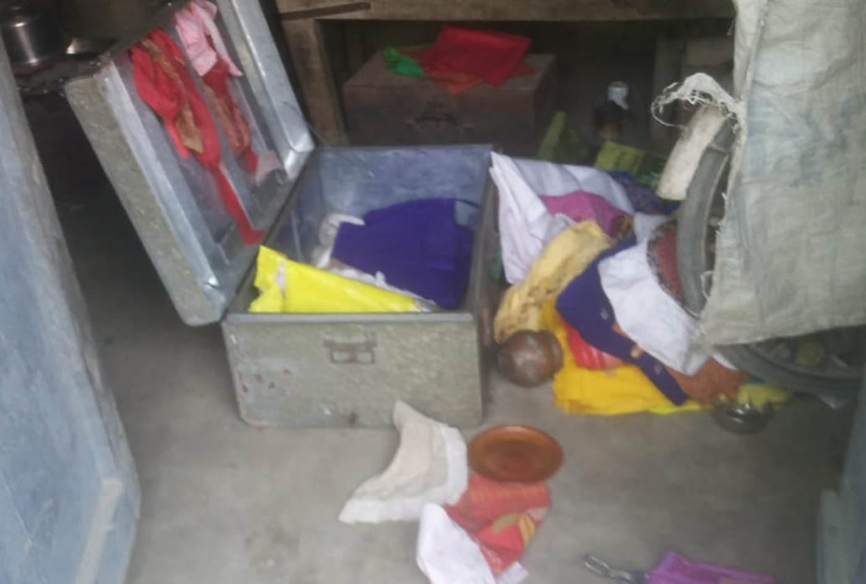 कैसे होंगे बेटी के हाथ पीले, जब जेवर आैर नकदी हो गए चोरी