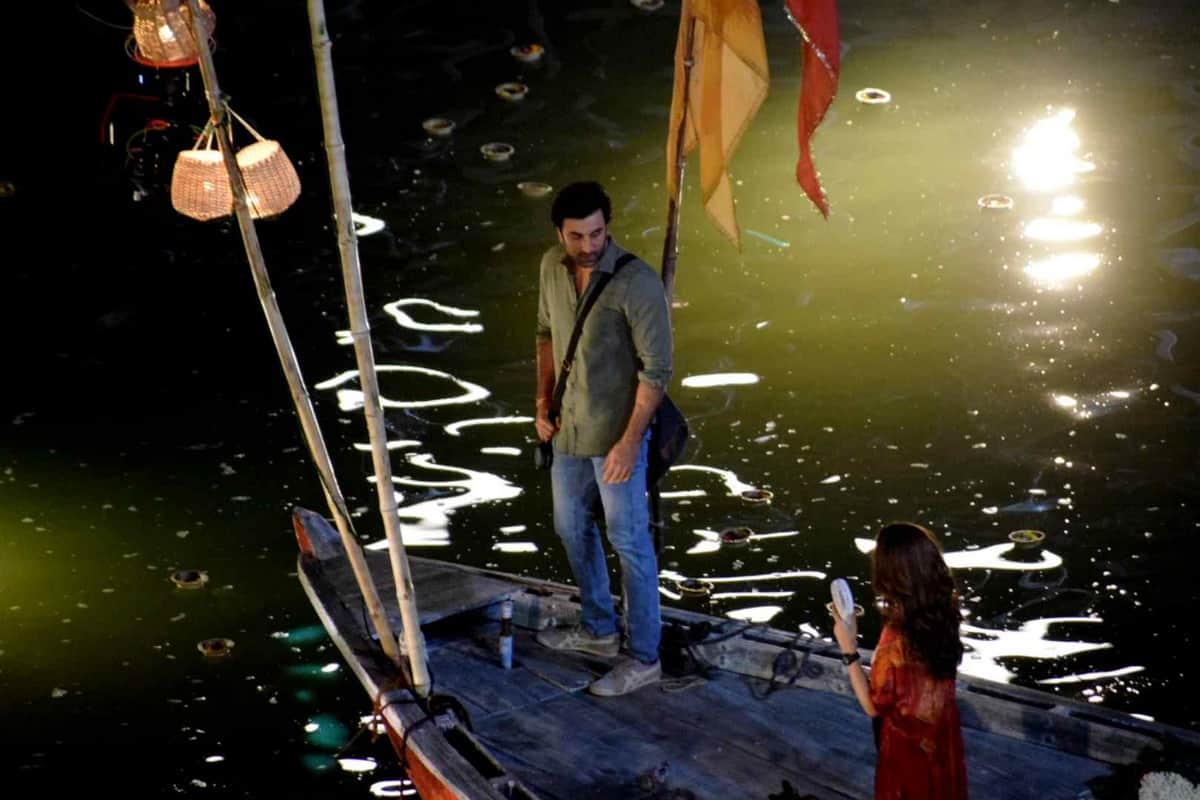 Brahmastra Shooting ranbir alia on chet Singh Ghat of Kashi