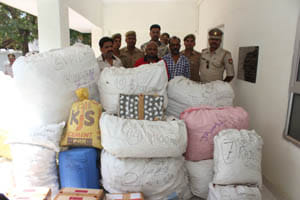 gang held in matter of mixture liqur