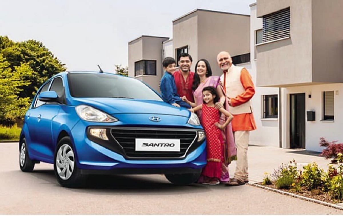 Hyundai is giving discounts on Santro car know price and features