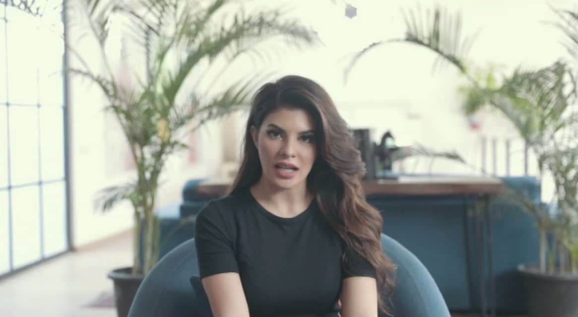 jacqueline fernandez compare animals and people due to corona virus effect
