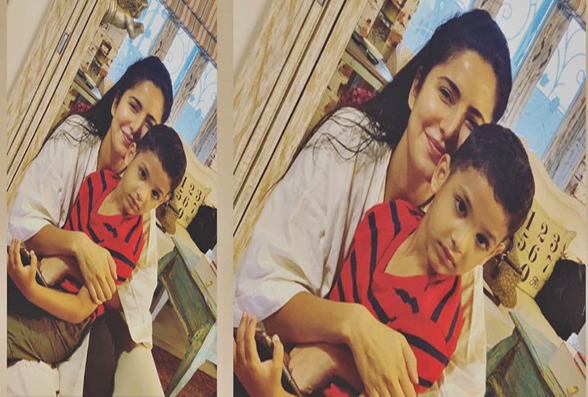 Before Bharat release Katrina Kaif flaunted her no make-up look With Prarthana Chadha Ajmani kid