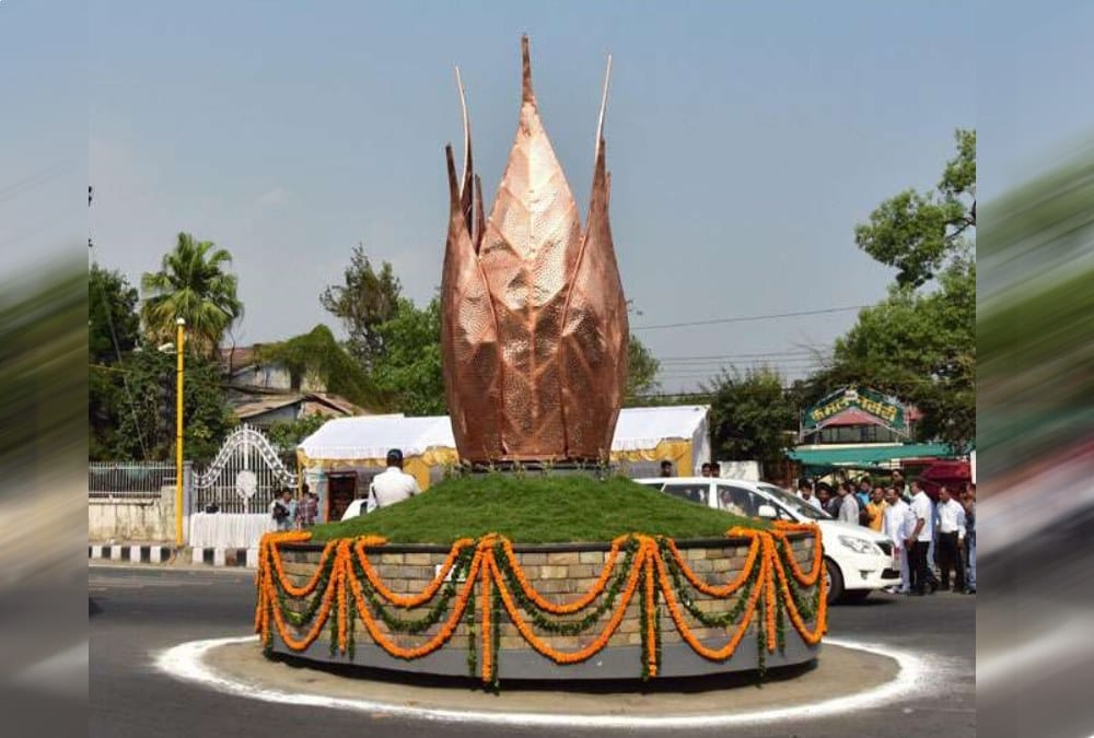 uttarakhand state symbols will be seen in dehradun intersections Now