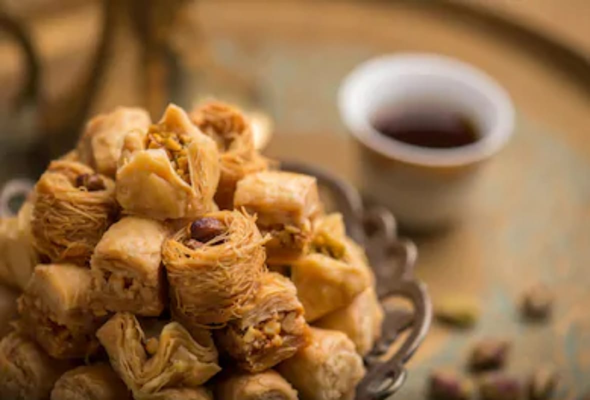 eid al fitr 2019 delicious dessert recipe of qatayef for ramadan