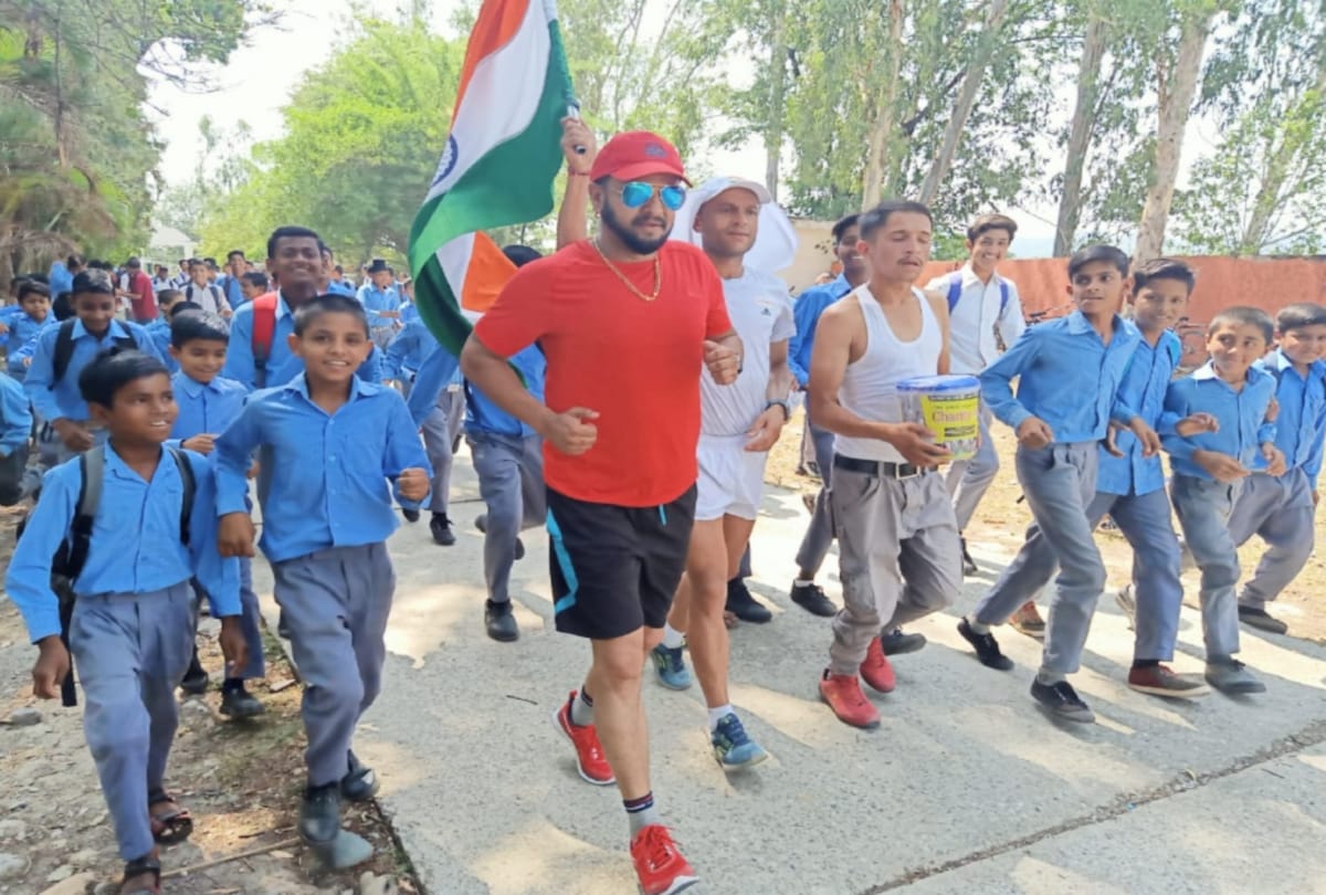 nati king Kuldeep Sharma run with athlete Sunil sharma in paonta
