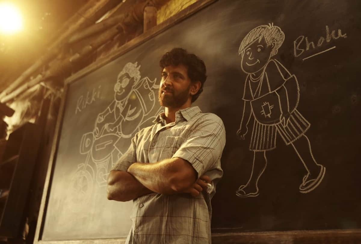Hrithik Roshan film super 30 Trailer Review