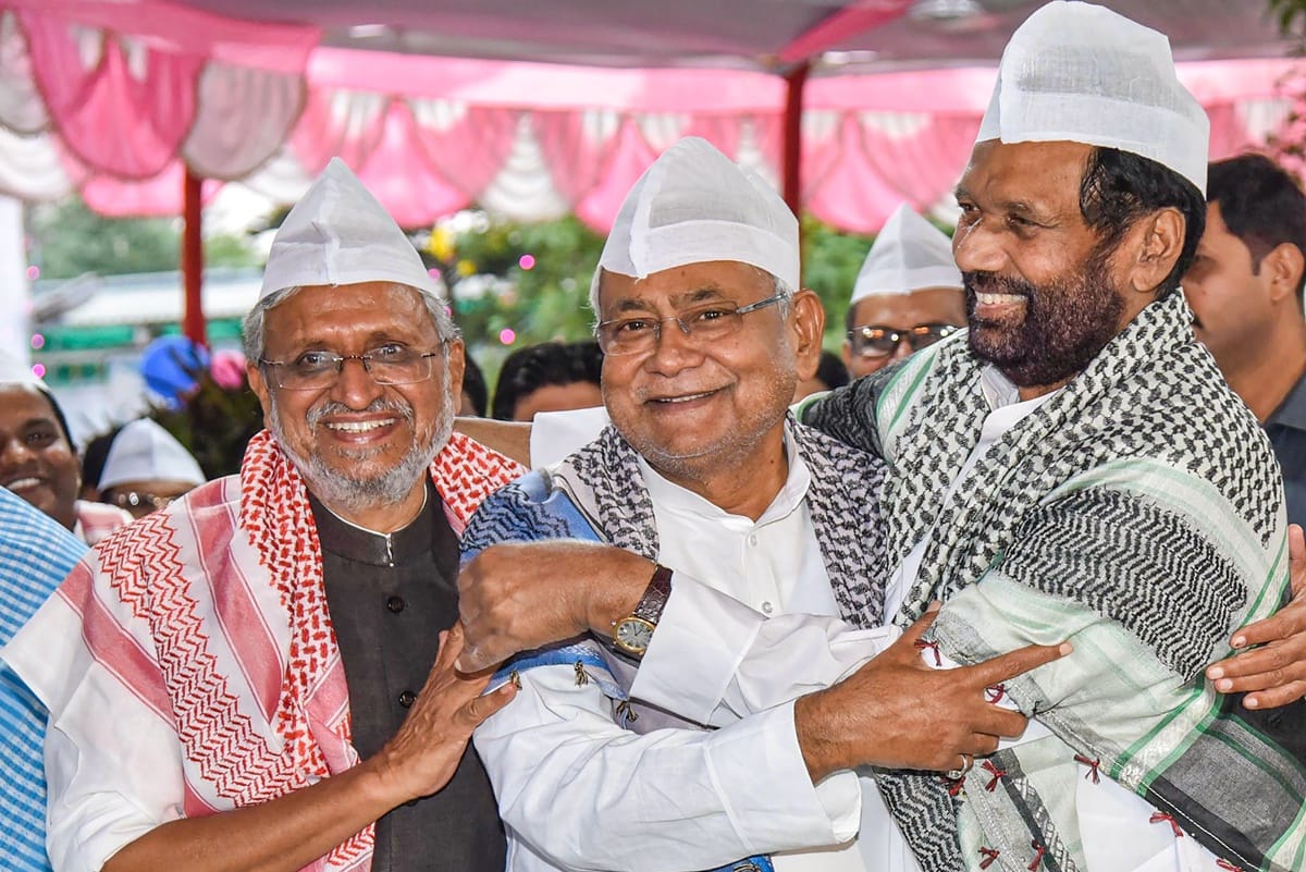 amid rumours with BJP, Nitish gets offer to return in Grand Alliance, met twice with manjhi