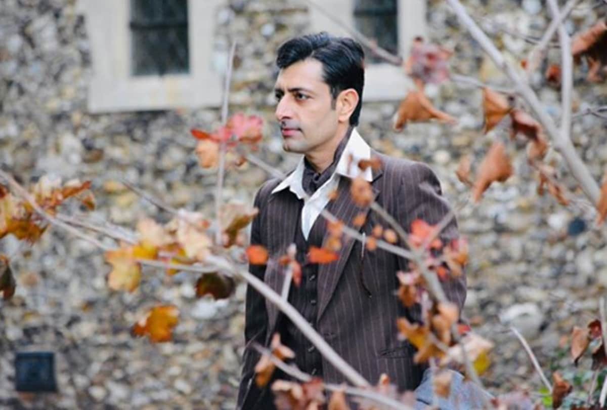 Throwback Thursday Picture Of Tum Bin actor Priyanshu Chatterjee